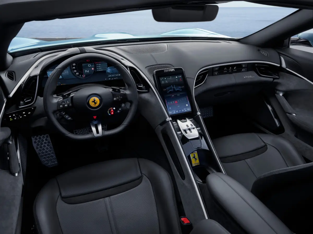 Ferrari Roma Top Feature